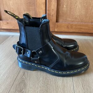 Dr. Martens Wincox Black Leather Harness Chunky Chelsea Boots, Size US 9.